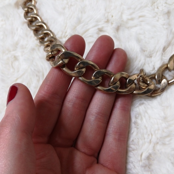 Vintage Gold Chain Chocker Style Necklace - Picture 2 of 6